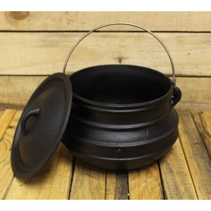 Potjie Cast Iron Flat Pot - 2 Quart Size 1/2