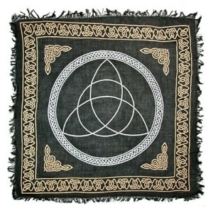 Triquetra Large Altar Cloth - Gold and Black