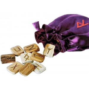 Wooden Runes in Pouch