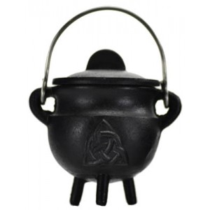 Triquetra Cast Iron Mini Cauldron with Lid